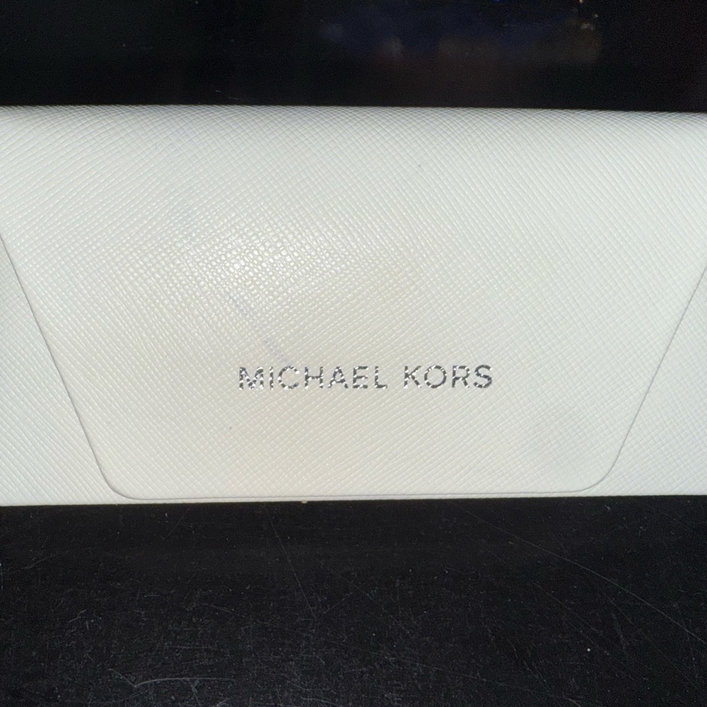 Michael Kors White Textured Clutch